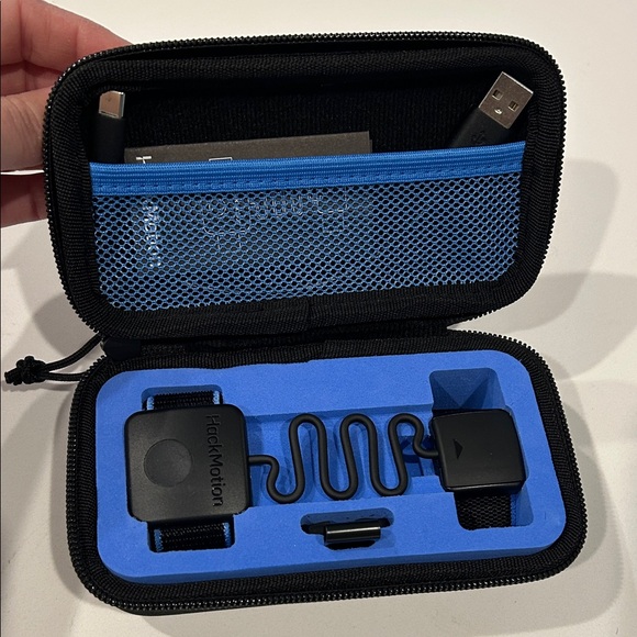 HackMotion case and sensor - Picture 2 of 4